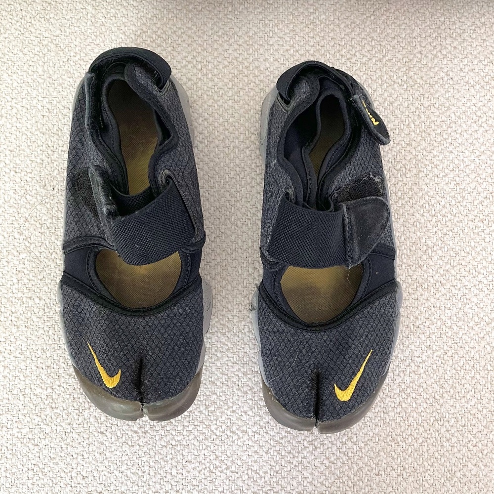 Nike Air Rift Sneakers